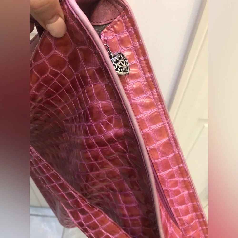 BRIGHTON 💗 Pink Crocodile Embossed Shoulder Bag! Super Cute! Perfect size! - Picture 7 of 12
